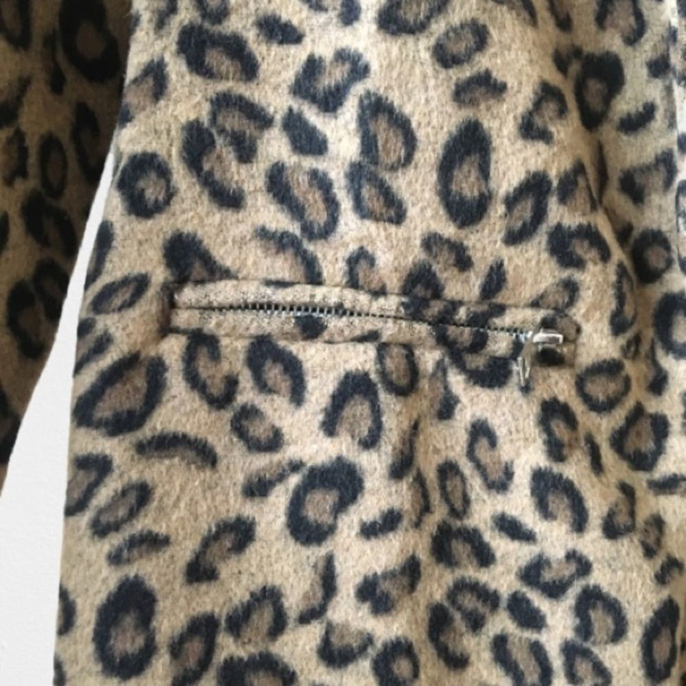 Kendall & Kylie Leopard Front Snap Coat Tan XS - Picture 4 of 8